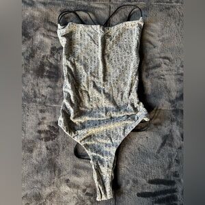 SHEIN ribbed bodysuit